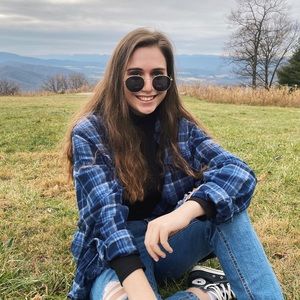 Meet your Posher, Ellie